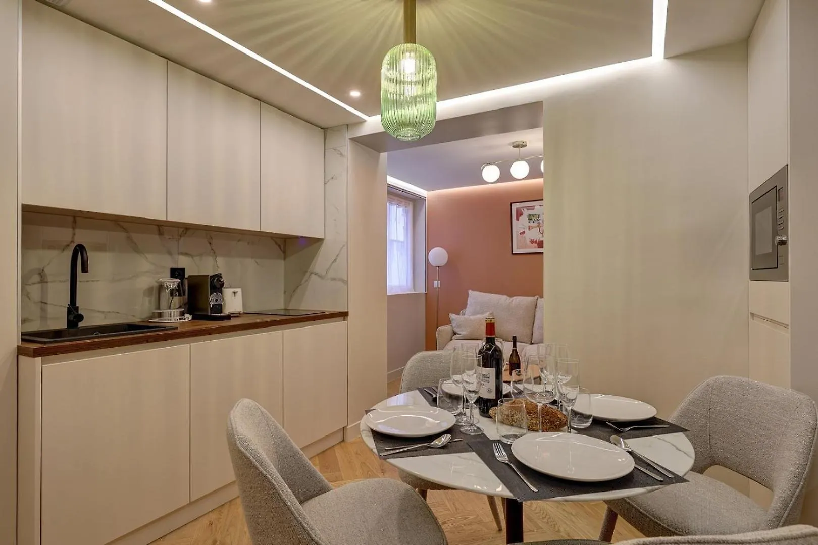 367 Suite Fondary 1 - Superb Apartment In Paris 0*,  France