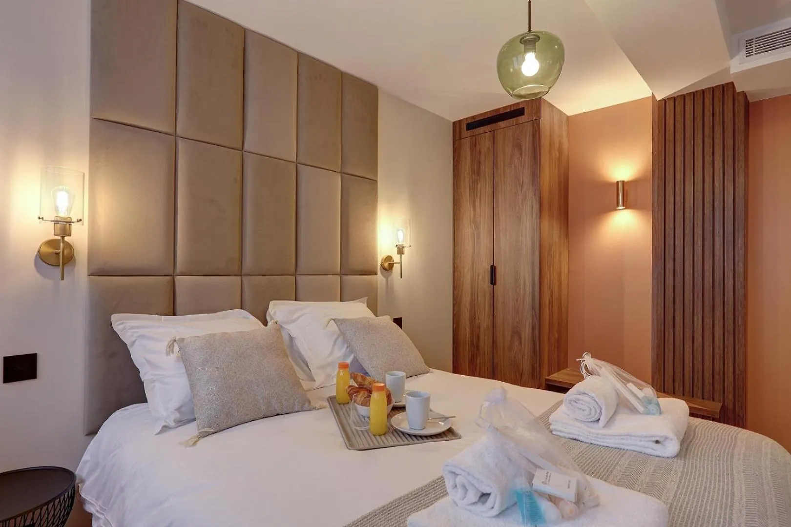 367 Suite Fondary 1 - Superb Apartment In Paris